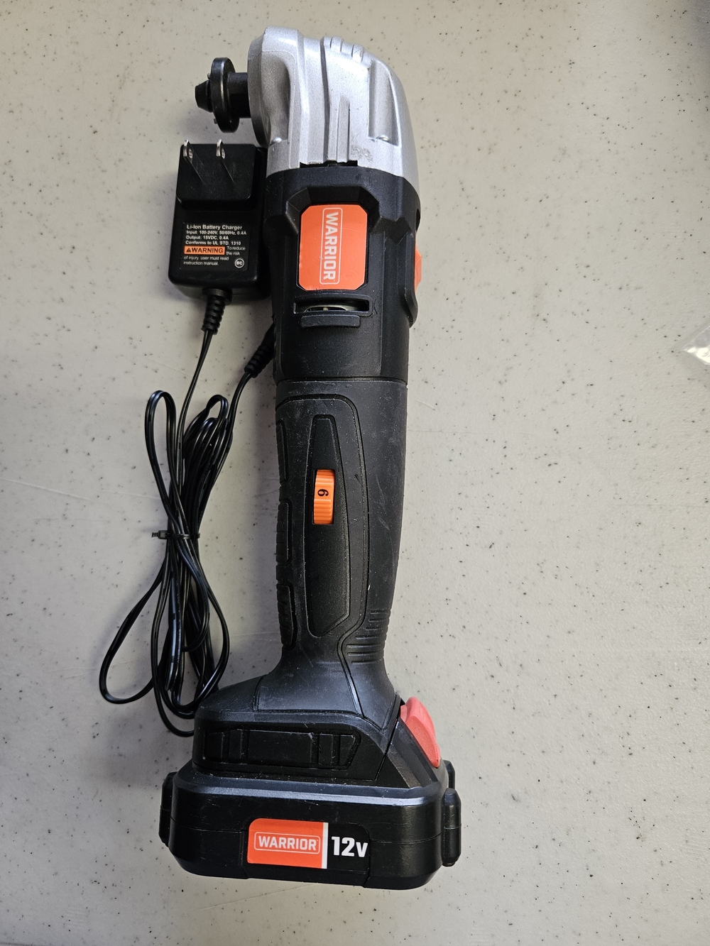 Warrior 12V Cordless Oscillating Multi-Tool Kit